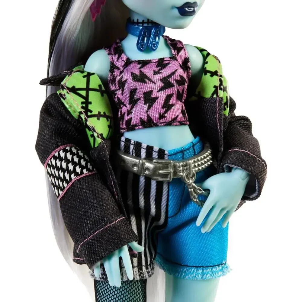 Monster High Frankie Stein Doll Denim Jacket Shorts  Pet Dog Watzie NWT